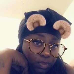 Meet your Posher, Dana